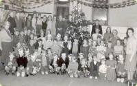 Hampsthwaite School Christmas Party - December 21st 1949 with Mrs Giles and Miss Slater - click for full size image