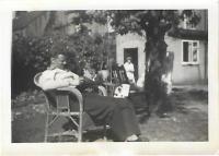 Derek Watson (uncle) in Joiners Beer Garden with John Shuffe(2) - click for full size image