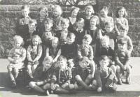 Hampsthwaite C.E. Primary School : April 1952 - click for full size image