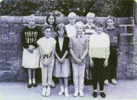 Hampsthwaite School Year 6 Leavers 1988 - click for full size image