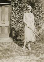 Doroth Vivien Breaks 1908-2002 standing outside the door of her grandparents house which is now Lamb Cottage. - click for full size image