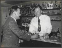 Ronnie Burnett at the Joiner's bar with Frank Shuffe - click for full size image